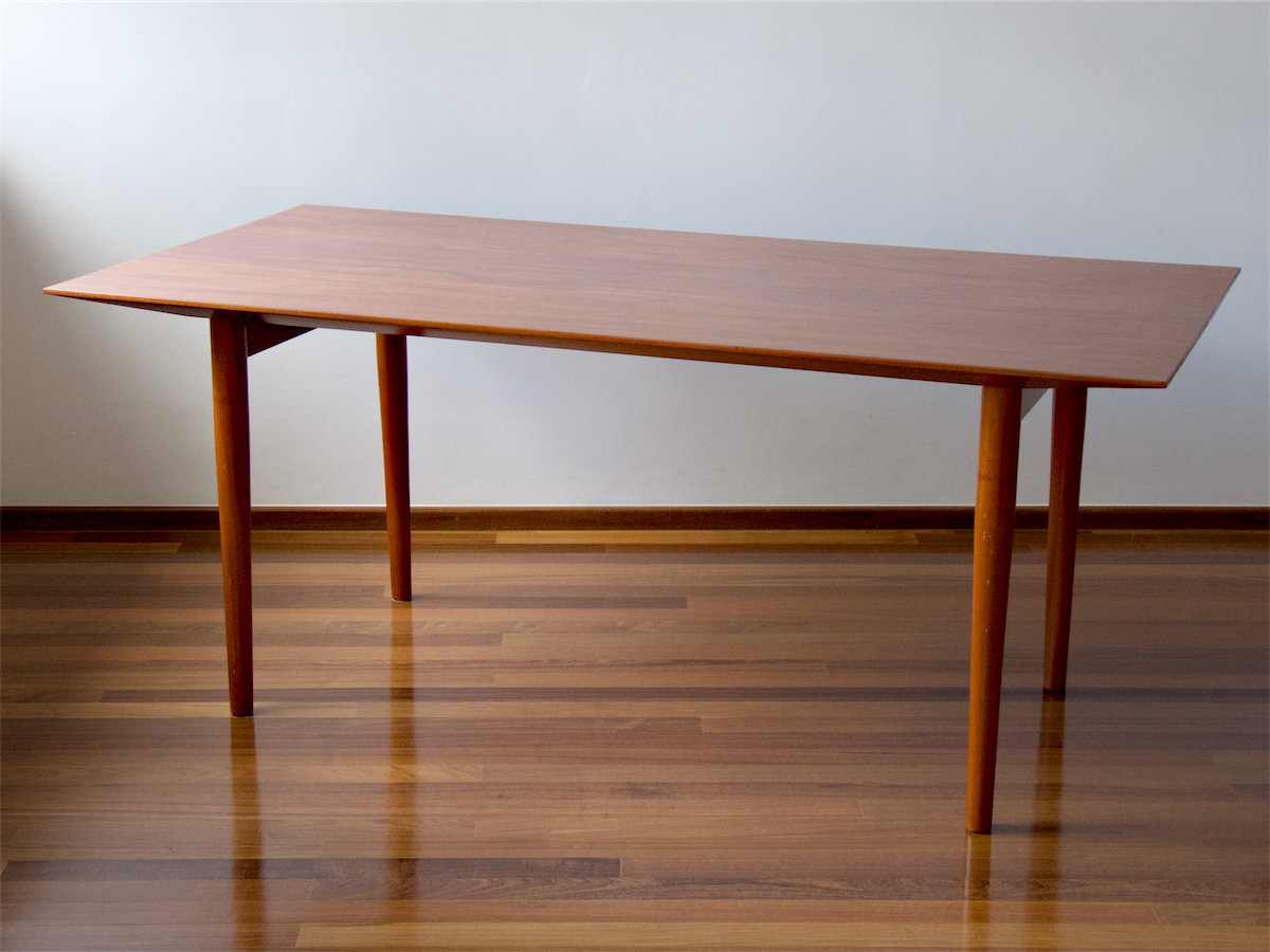 Thomas Deckker: 'Brasília' Table