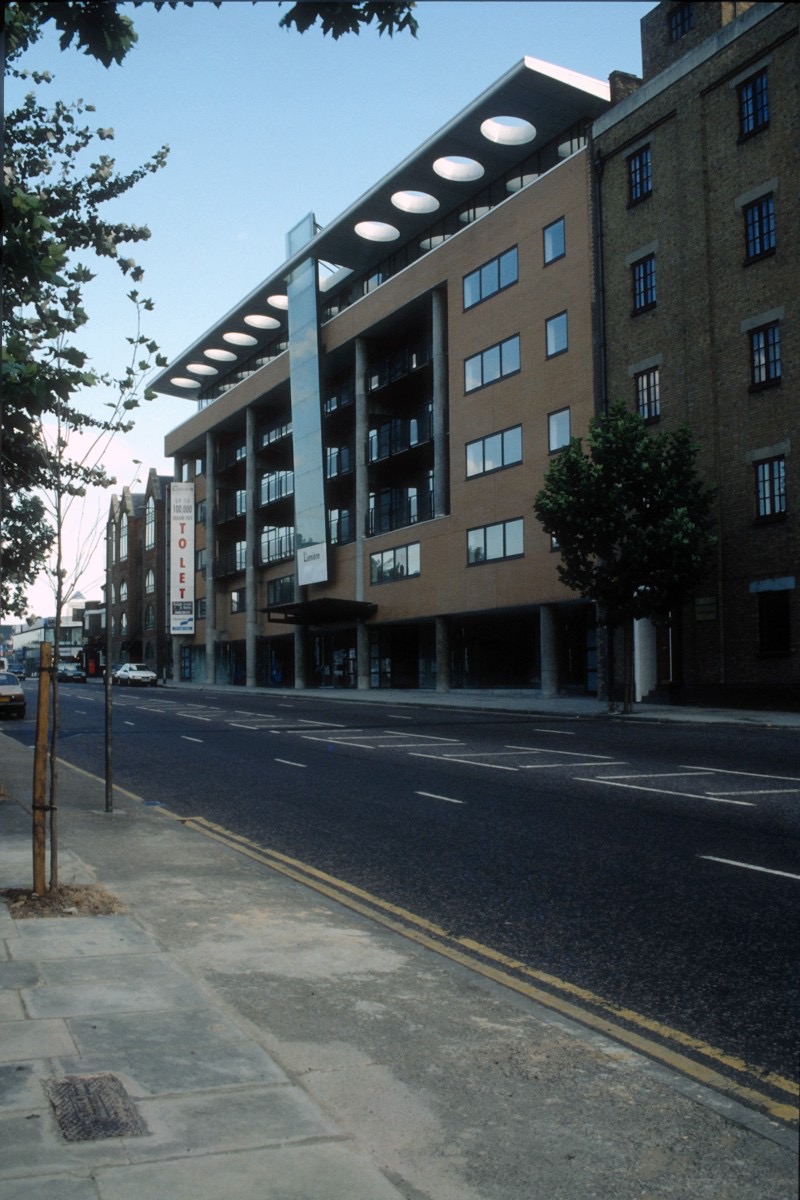Rick Mather: La Lumière Office Building, London