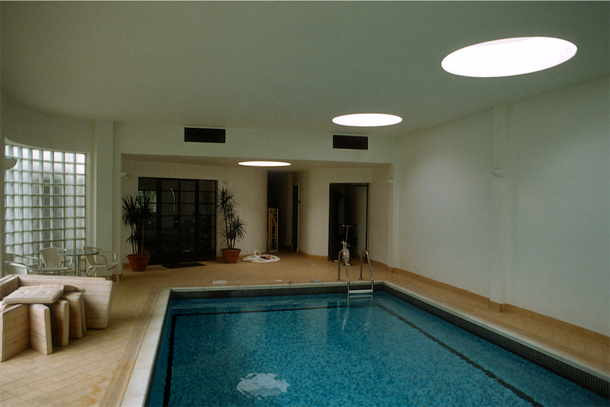 Thomas Deckker: Moore House Renovation, London