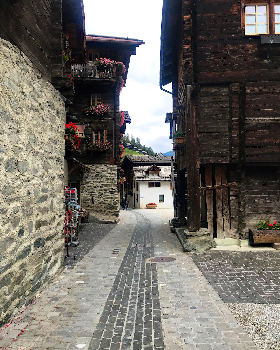  Grimentz, Valais, Switzerland, 16th century © Thomas Deckker 2023